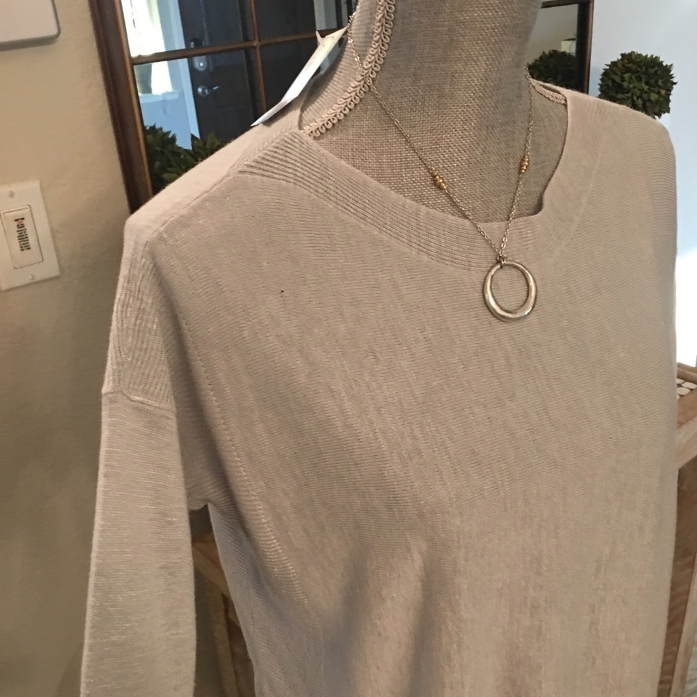 New - J. Jill light pull over top